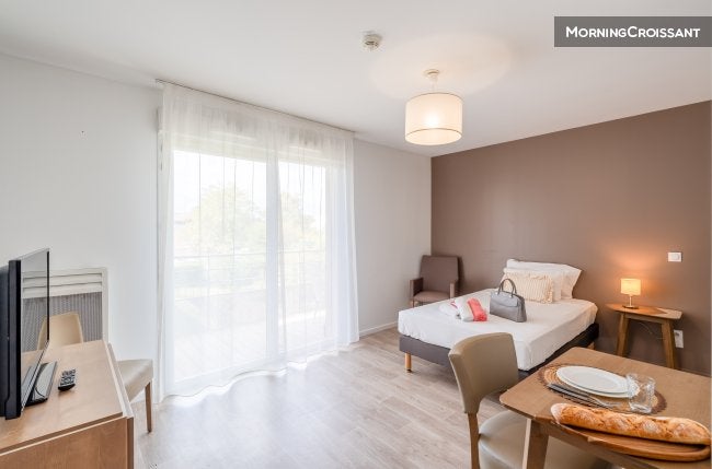 Appartement Rue du Cardo à L'Isle-d'Abeau