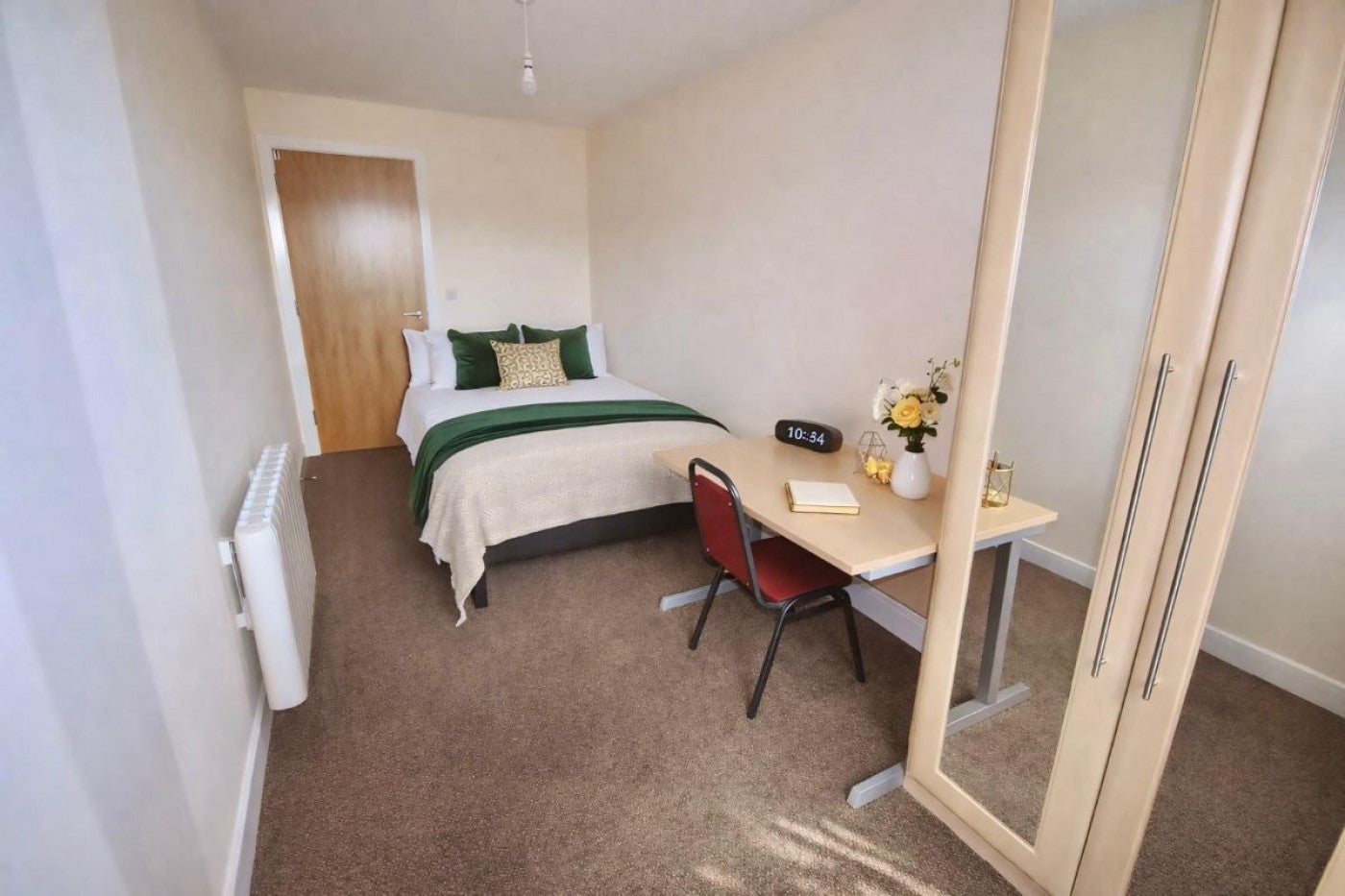Flat Fitzwilliam Street in Sheffield