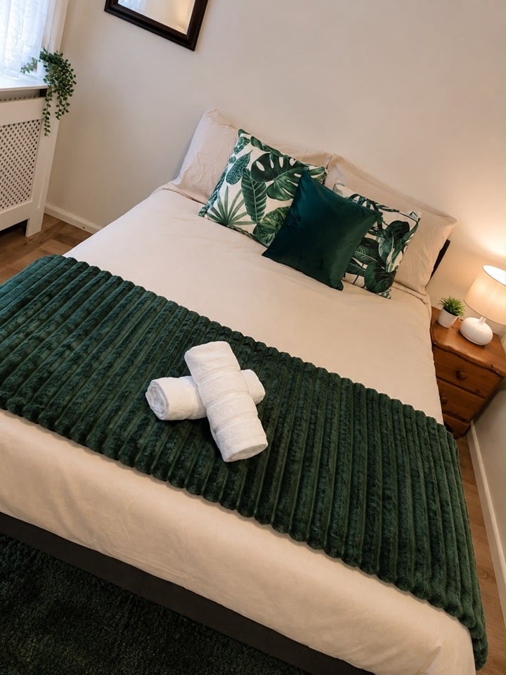 Room Southend Lane in Greater London