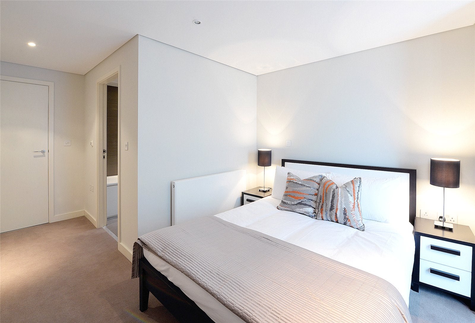 Flat Merchant Square in City of Westminster