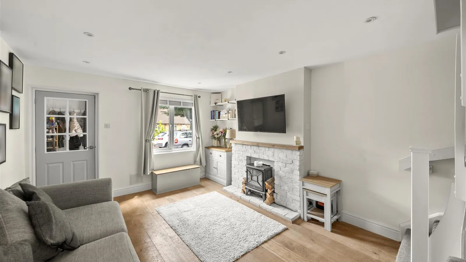 House Athol Way in Greater London