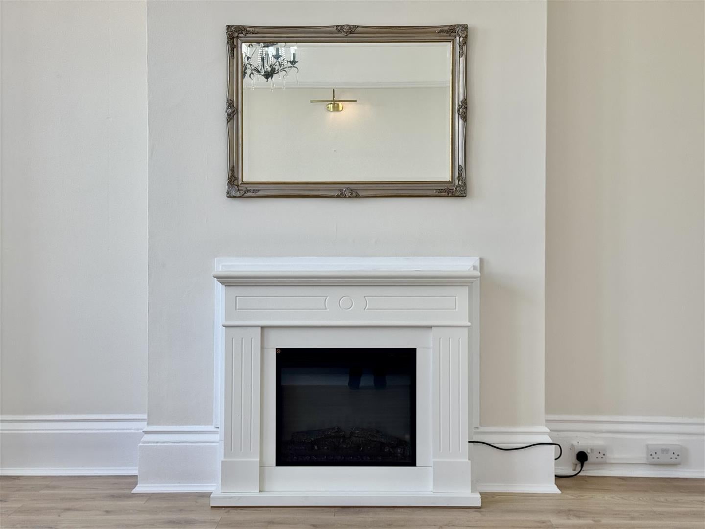 Flat West Parade in Rother