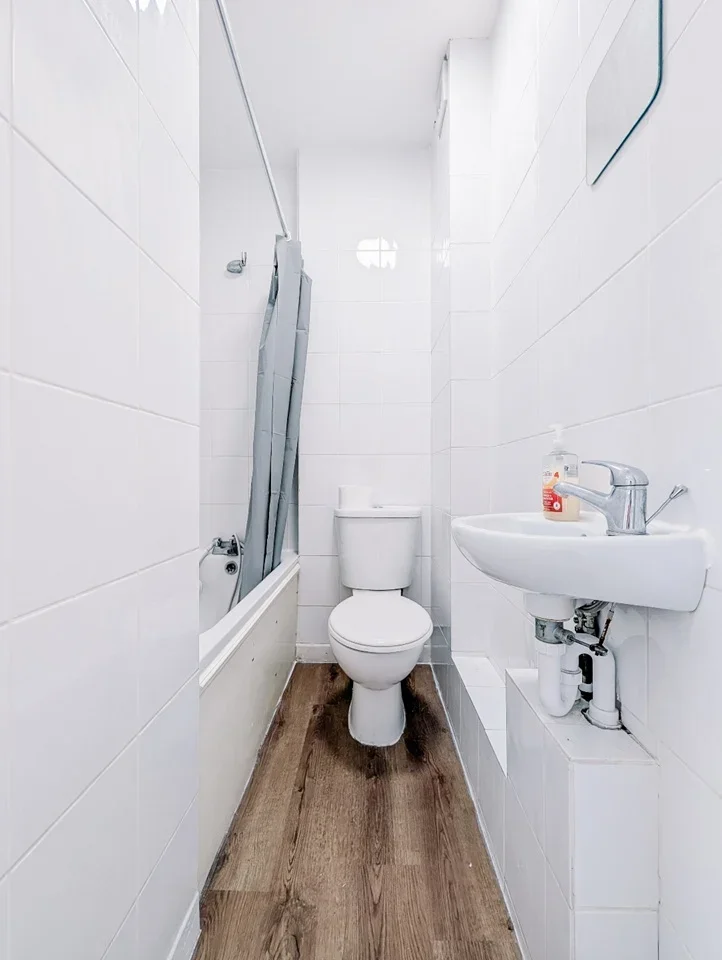 Flat South Ealing Road in Greater London