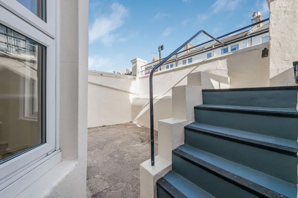 Flat Goldstone Road in Portslade by Sea
