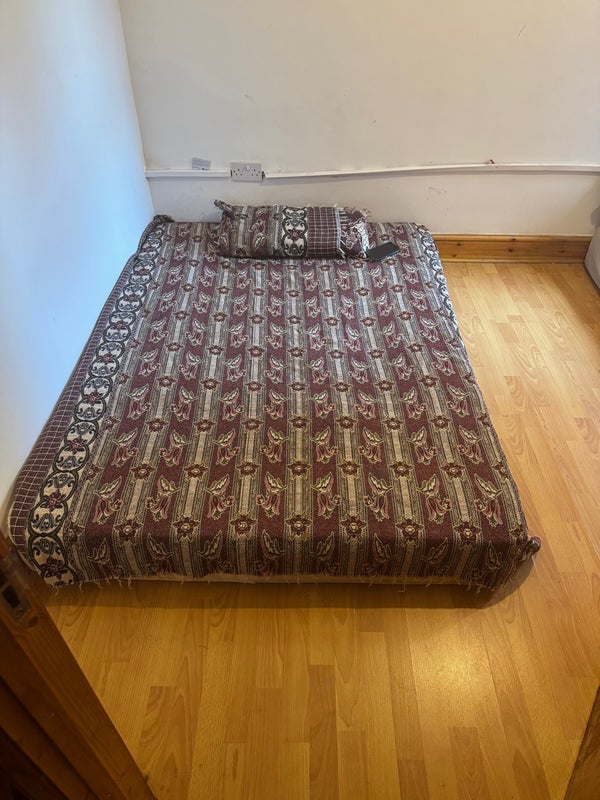 Room Buckland Road in Greater London
