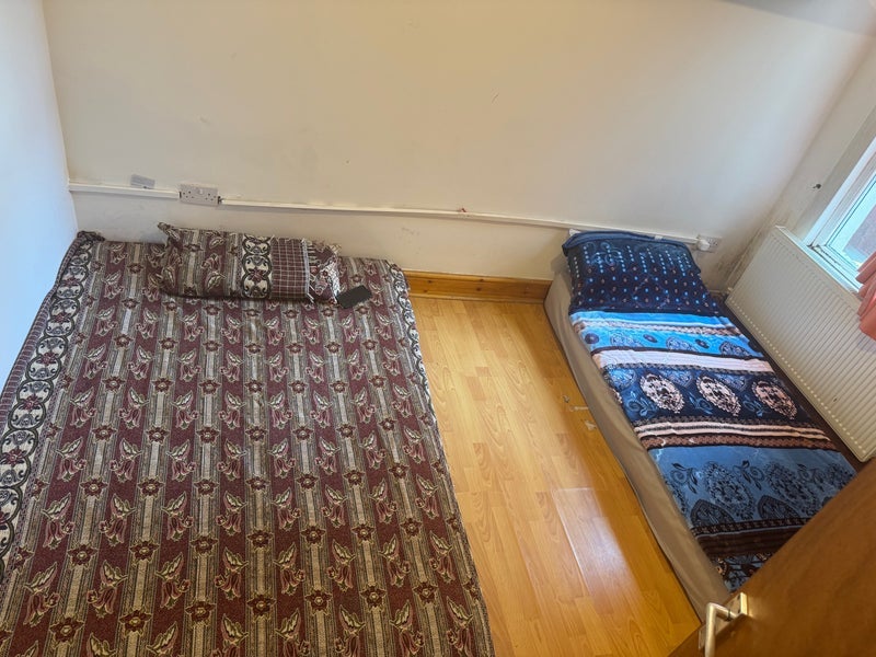 Room Buckland Road in Greater London