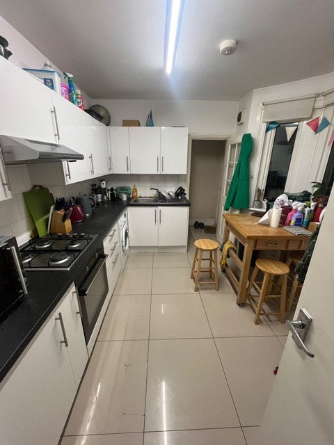 Room Ennersdale Road in Greater London