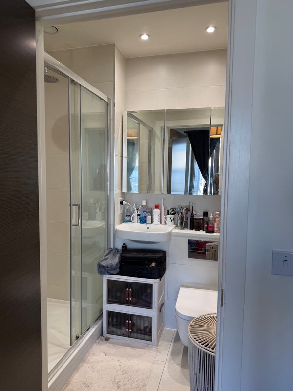 Room Accra Close in Greater London