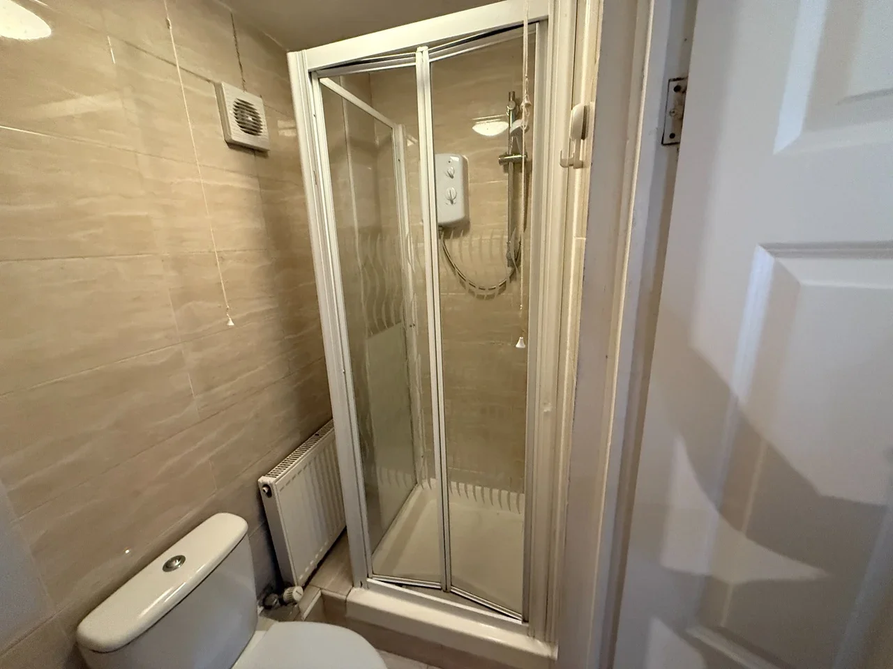 Flat Oakley Square in Greater London