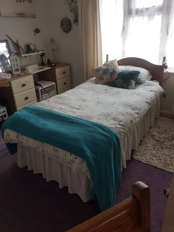 Room Chad Road in Coseley