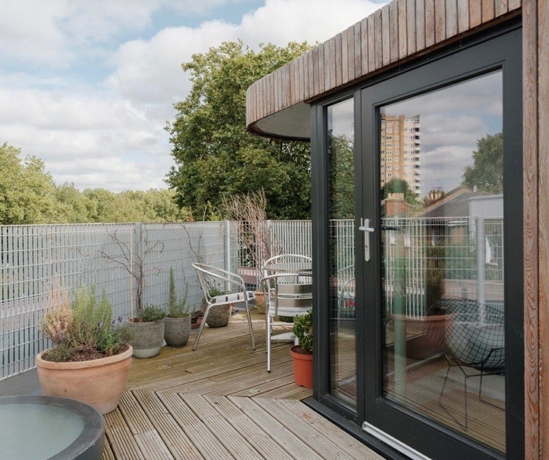 Room Richmond Road in Greater London
