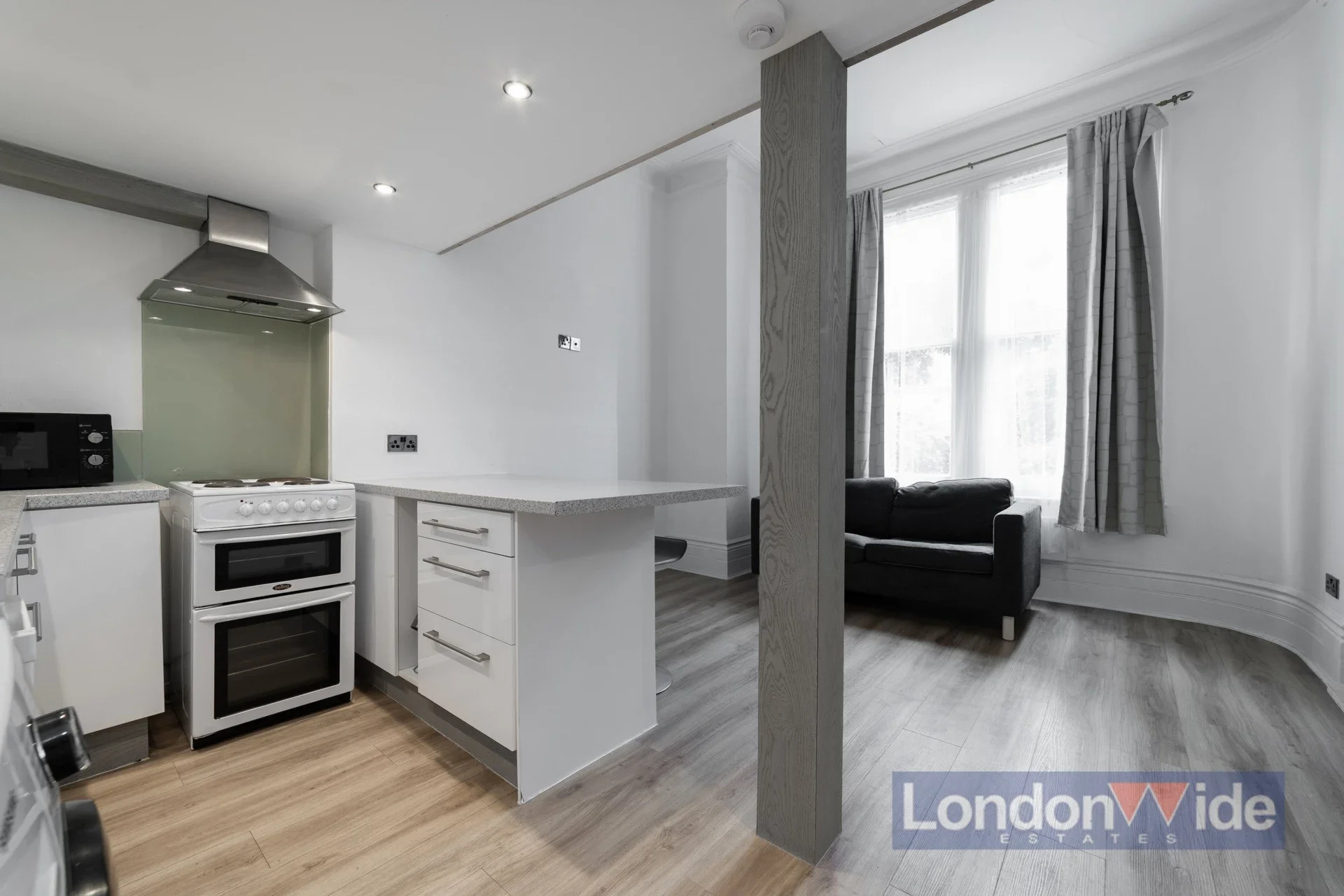 Flat Shirland Road in City of Westminster