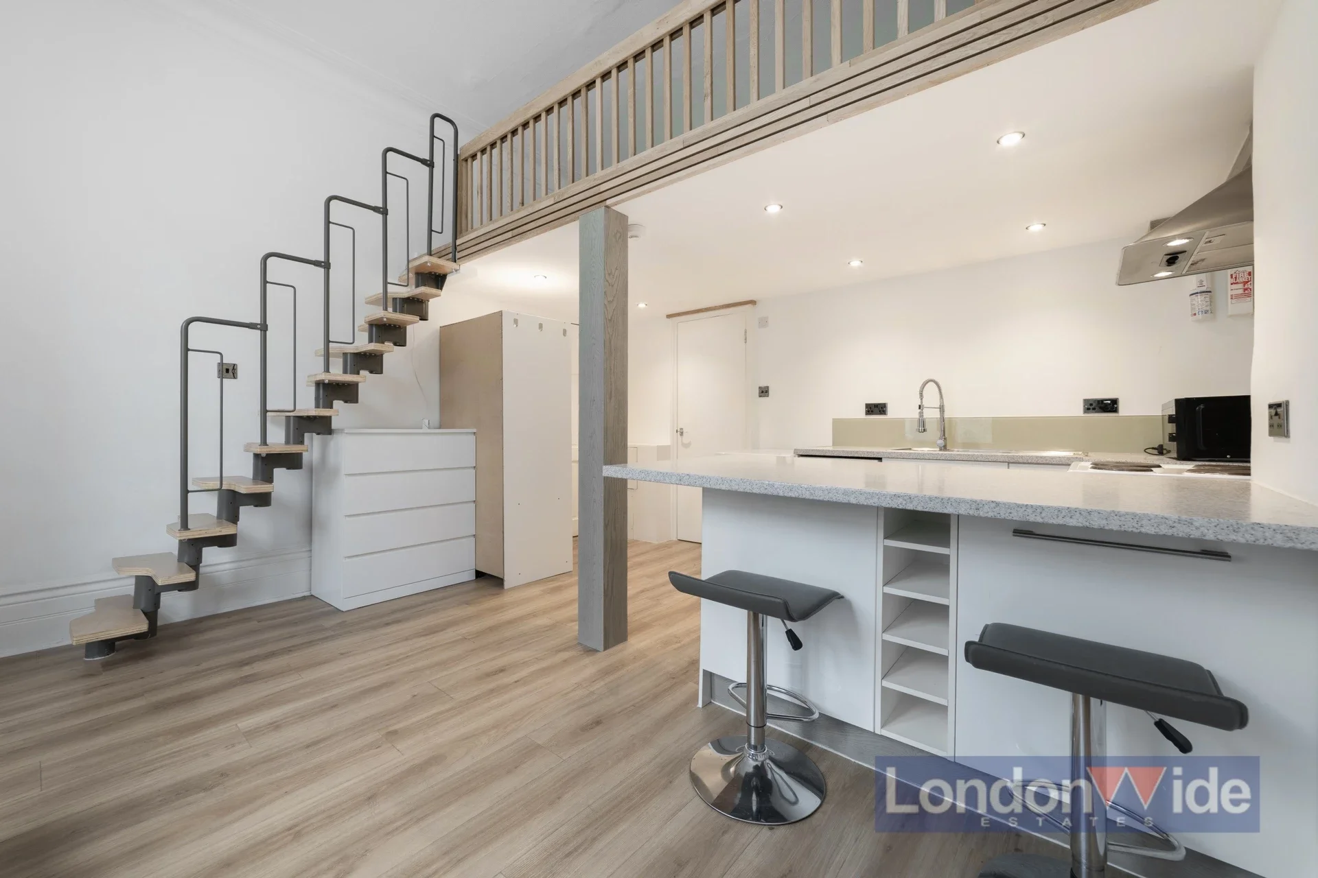Flat Shirland Road in City of Westminster
