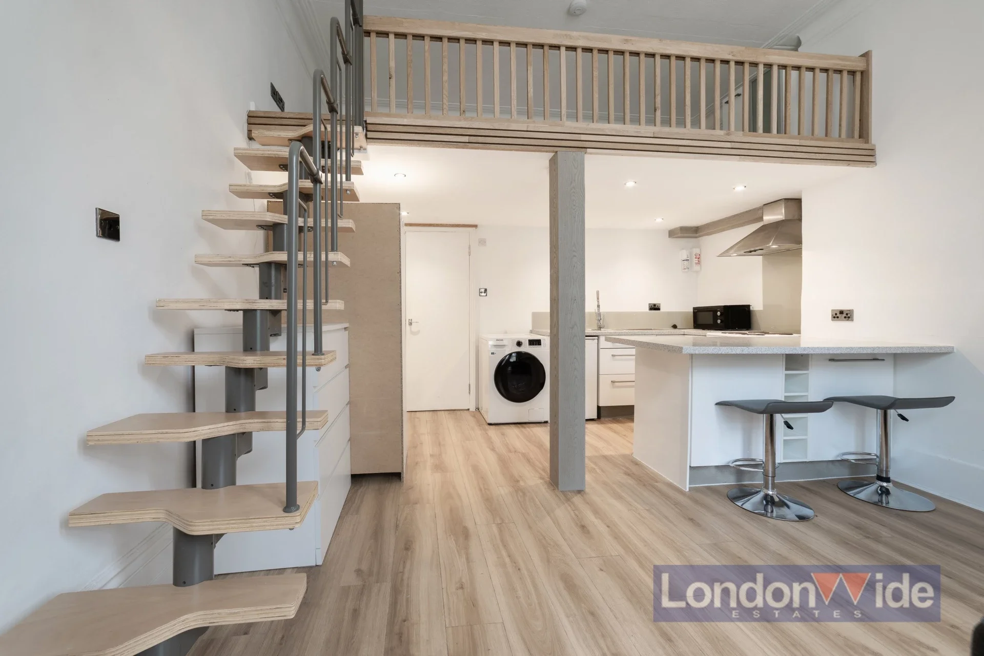 Flat Shirland Road in City of Westminster