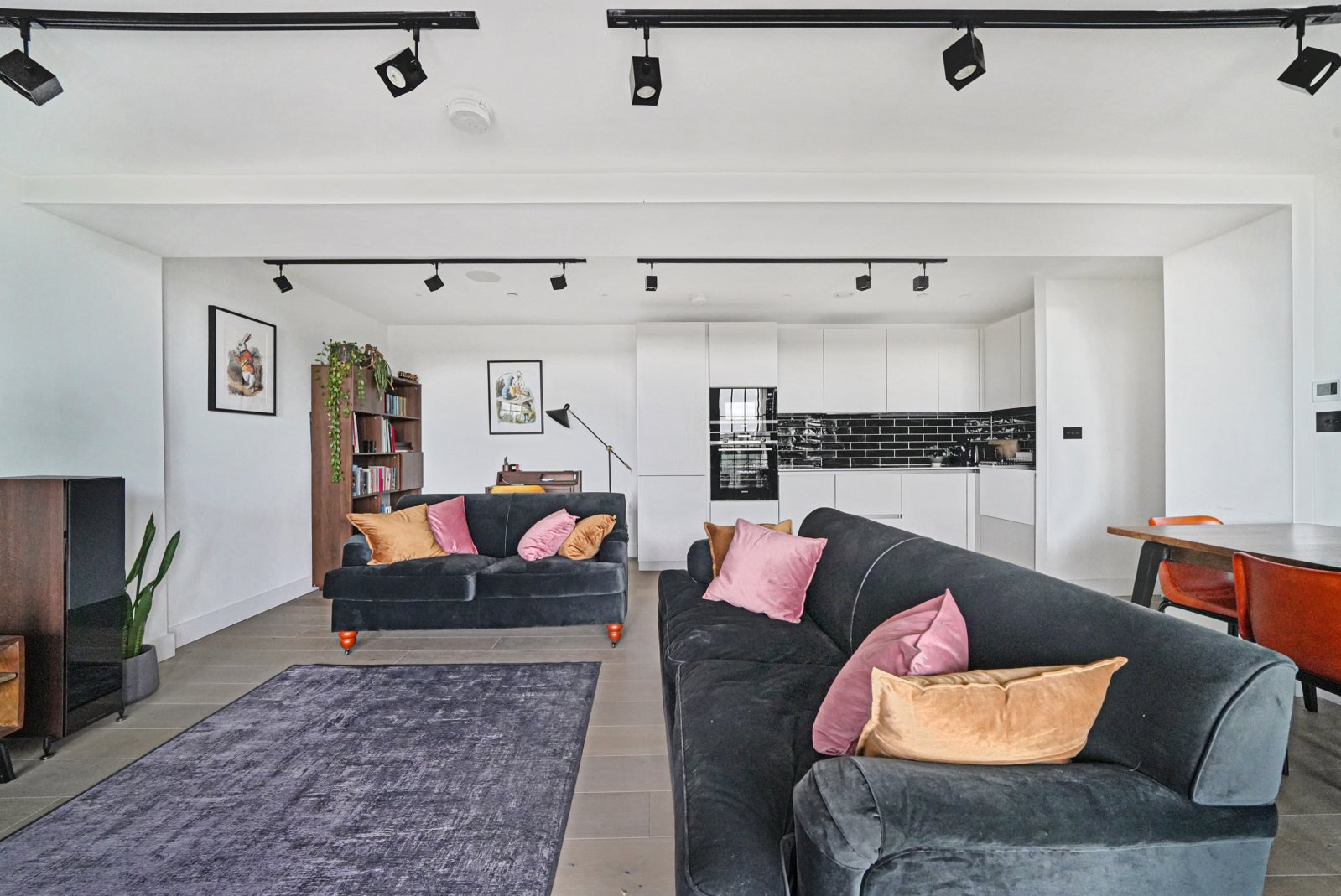 Flat New Tannery Way in Greater London