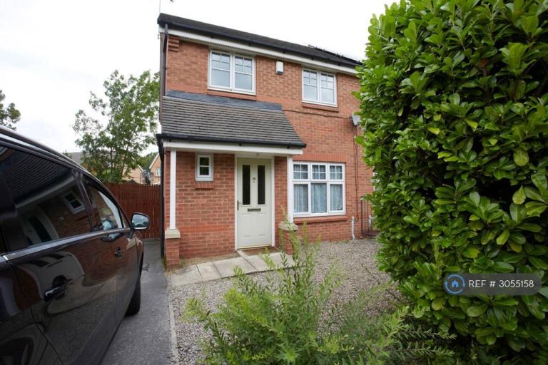 House Tavistock Way in Leeds