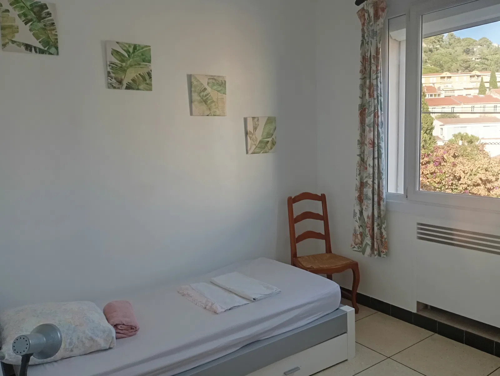 Chambre Rue Eugénie à Hyères