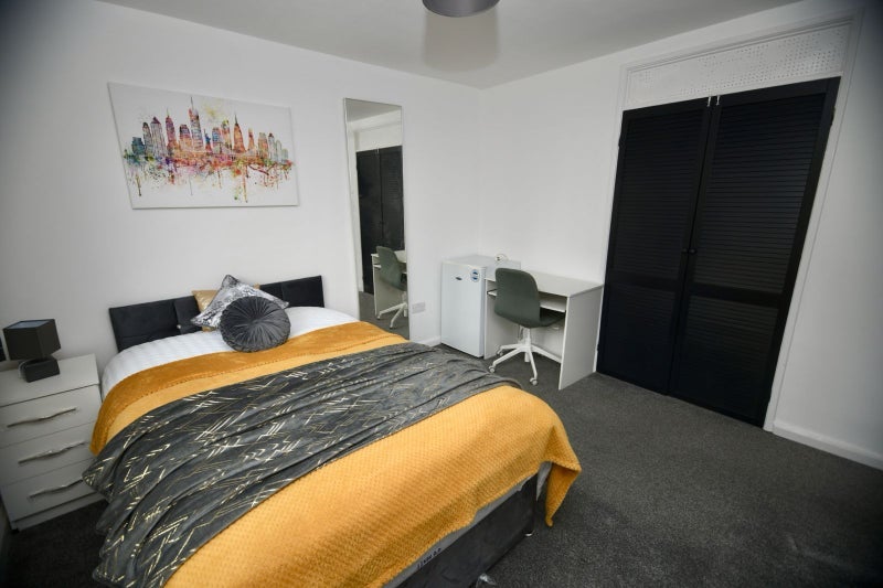 Room Burnstones in Newcastle upon Tyne