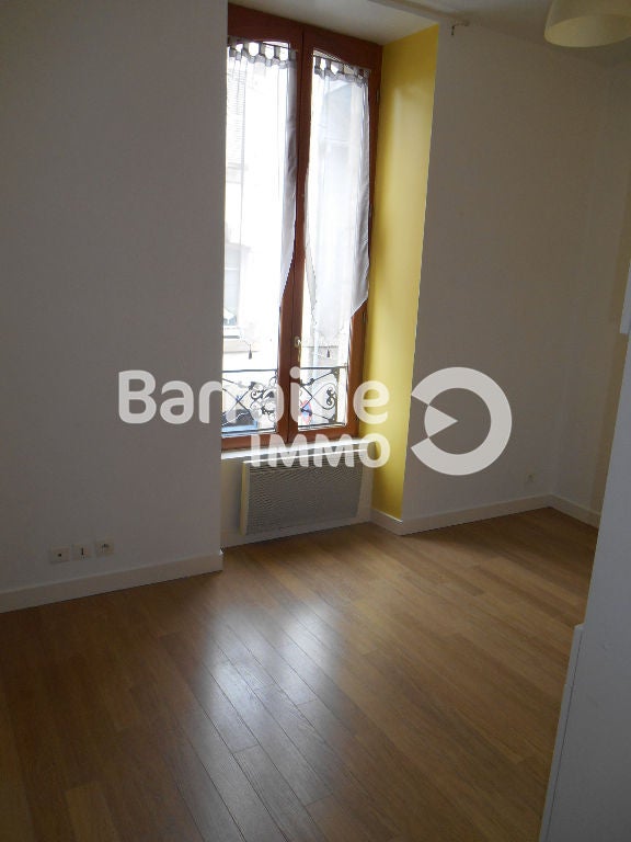 Flat Rue Christine Clement in Morlaix