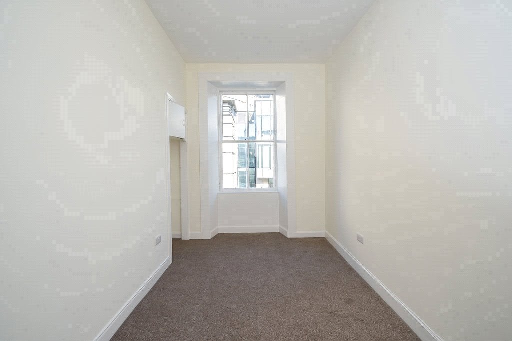 Flat Morrison Street in City of Edinburgh