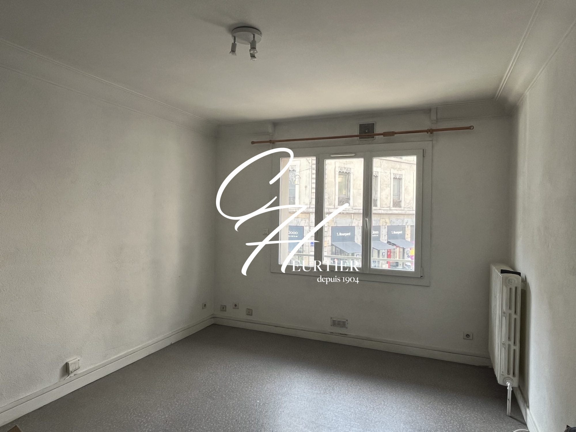 Flat Avenue Jean Perrot in Grenoble