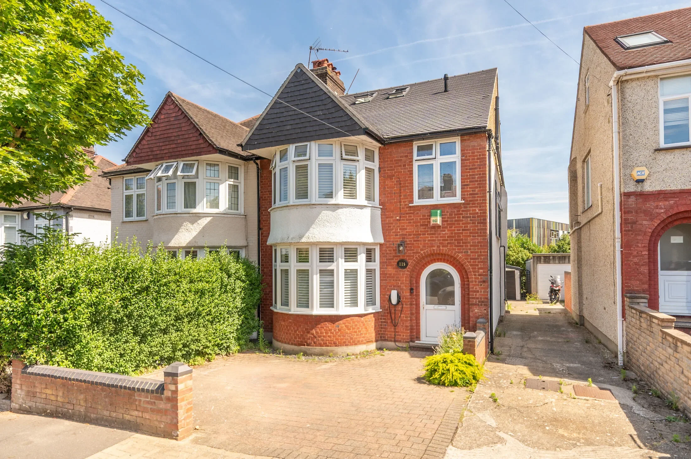 House Vincent Gardens in Greater London