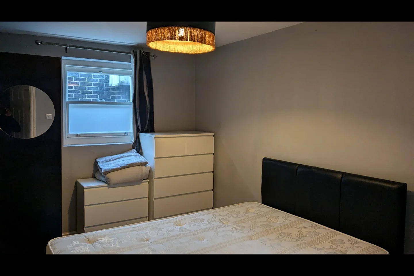 Flat Pentonville Road in Greater London