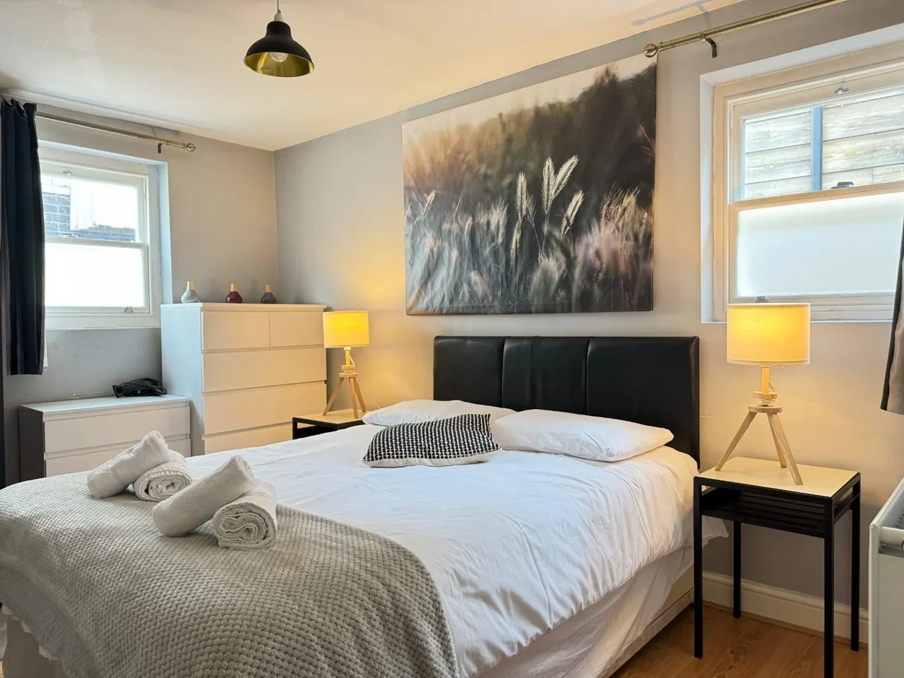 Flat Pentonville Road in Greater London