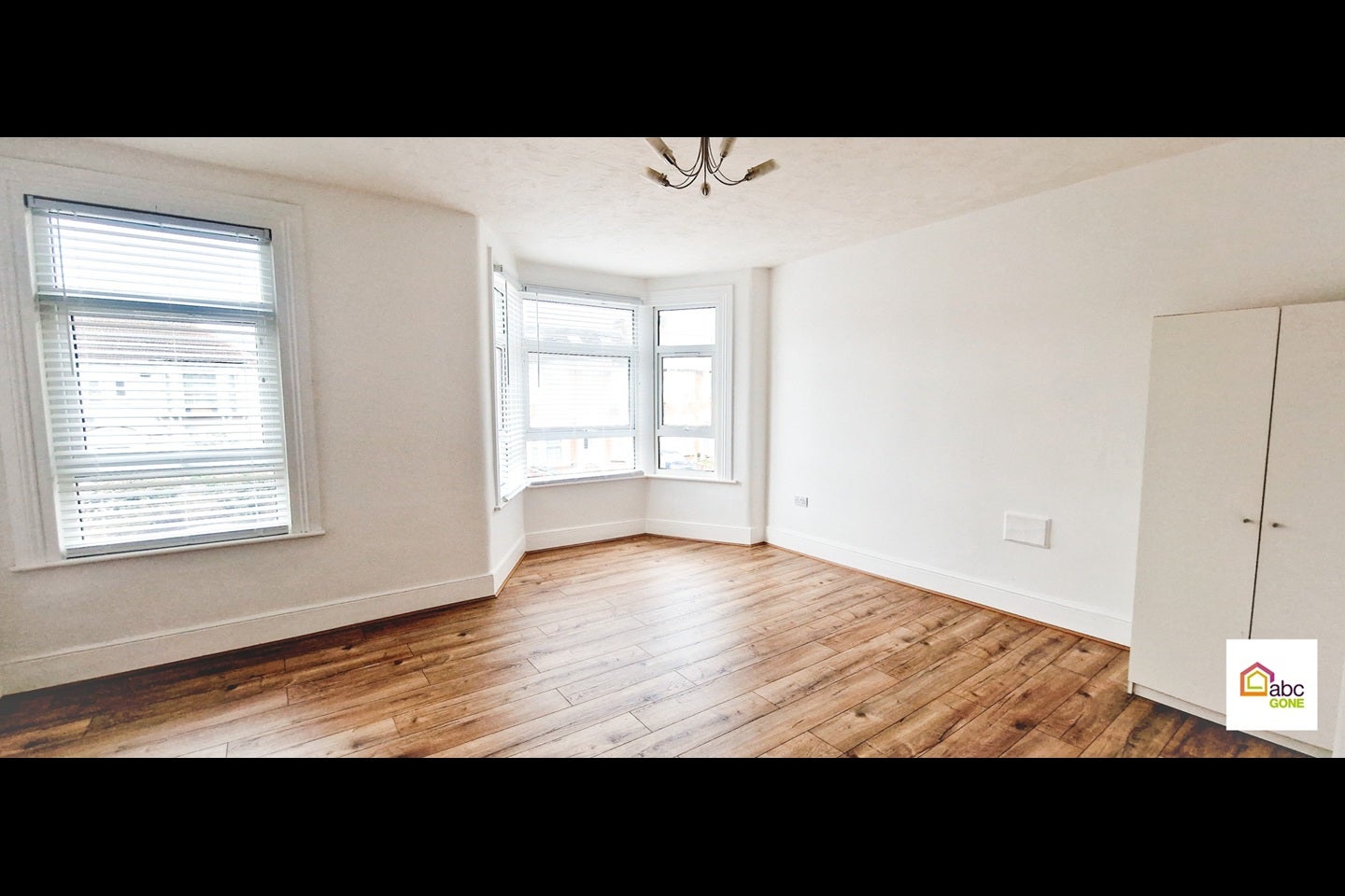 Flat Wellwood Road in Greater London