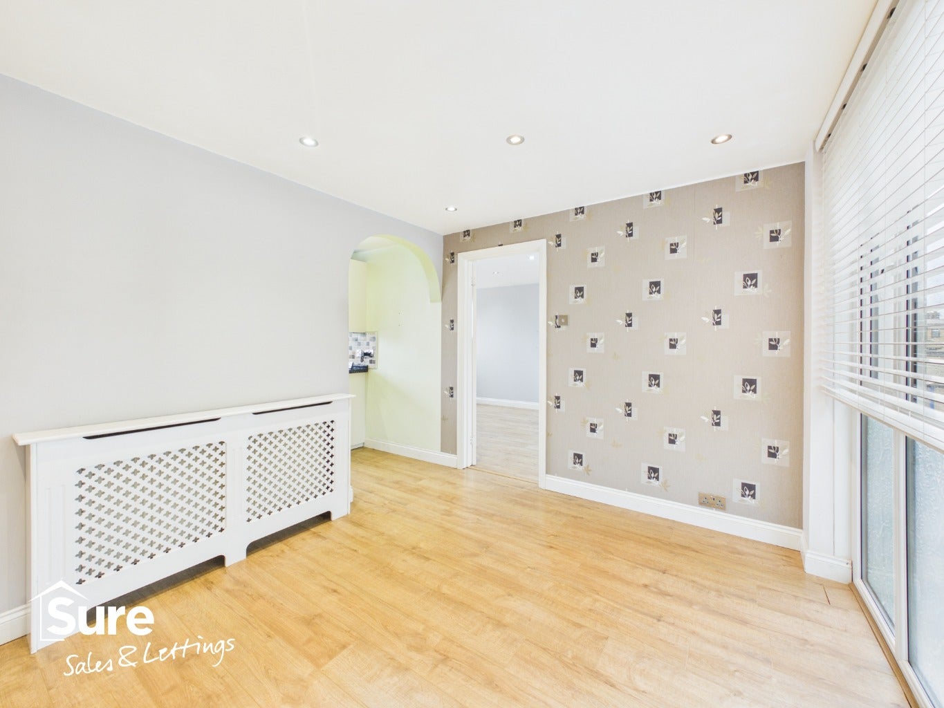 Flat Fennycroft Road in Dacorum