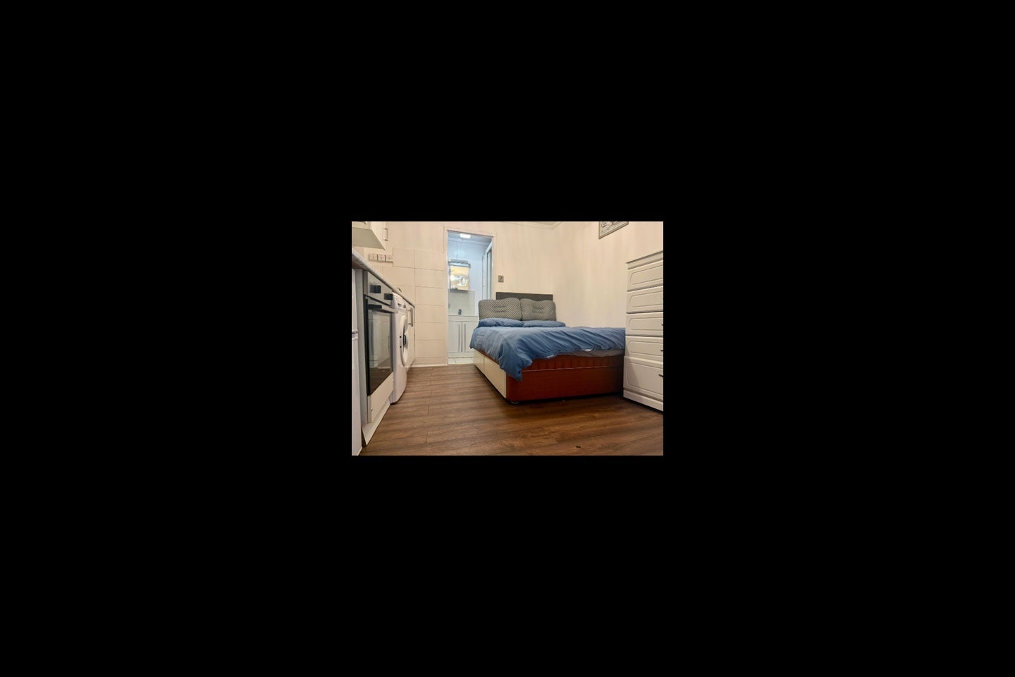 Room The Greenway in Greater London