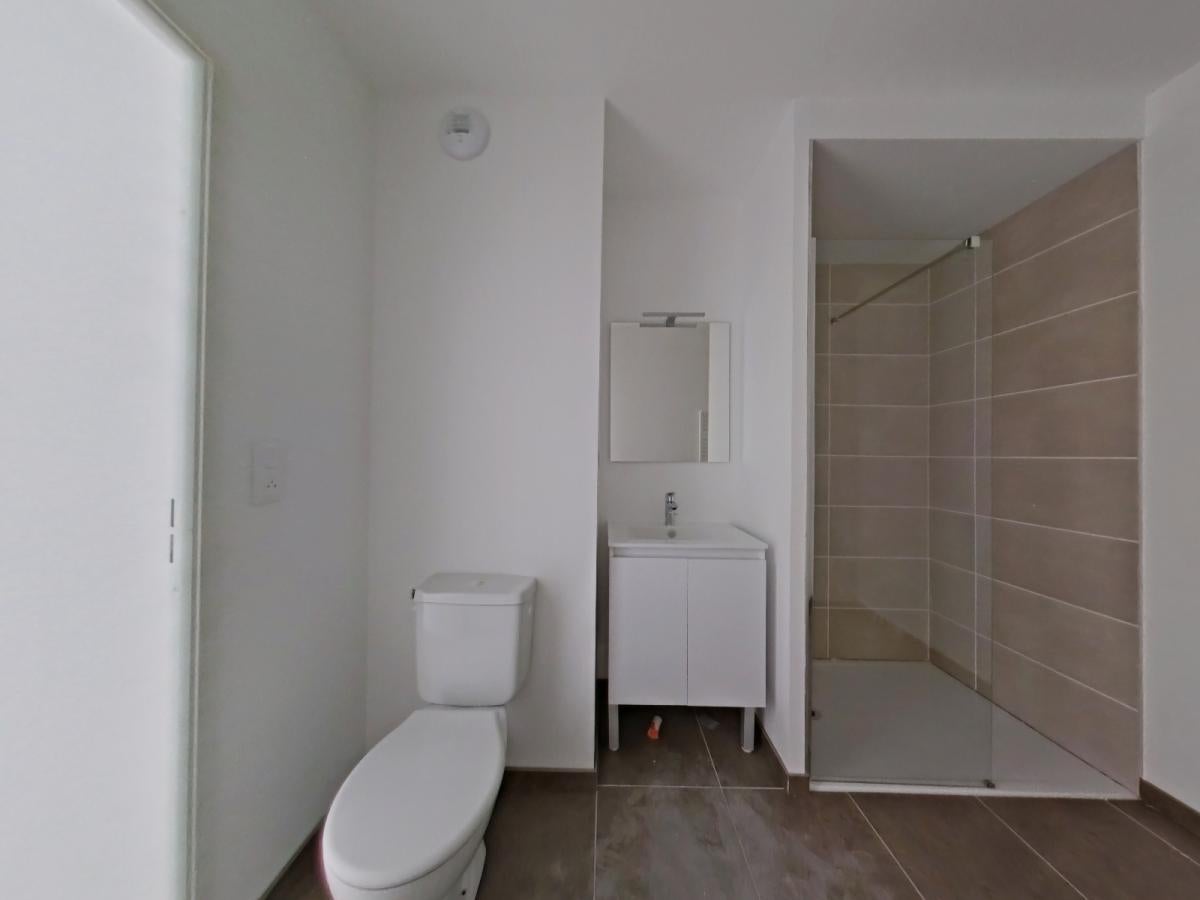 Flat Avenue Paul-Louis Courier in Montlouis-sur-Loire