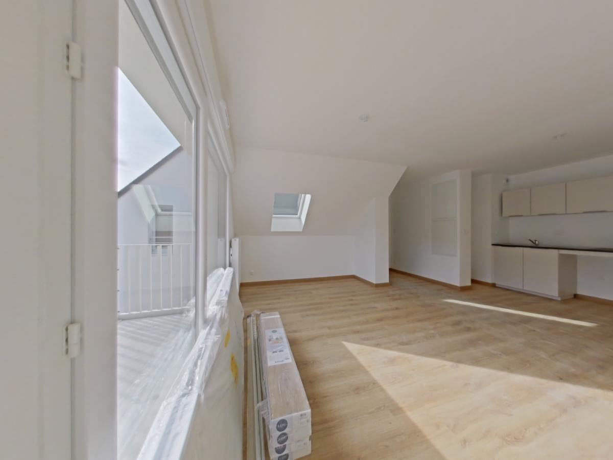 Flat Avenue Paul-Louis Courier in Montlouis-sur-Loire
