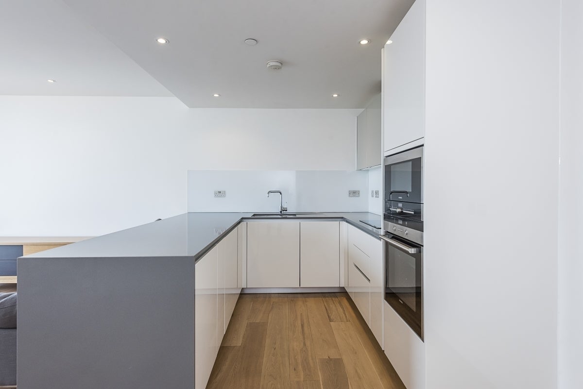 Flat Camley Street in Greater London