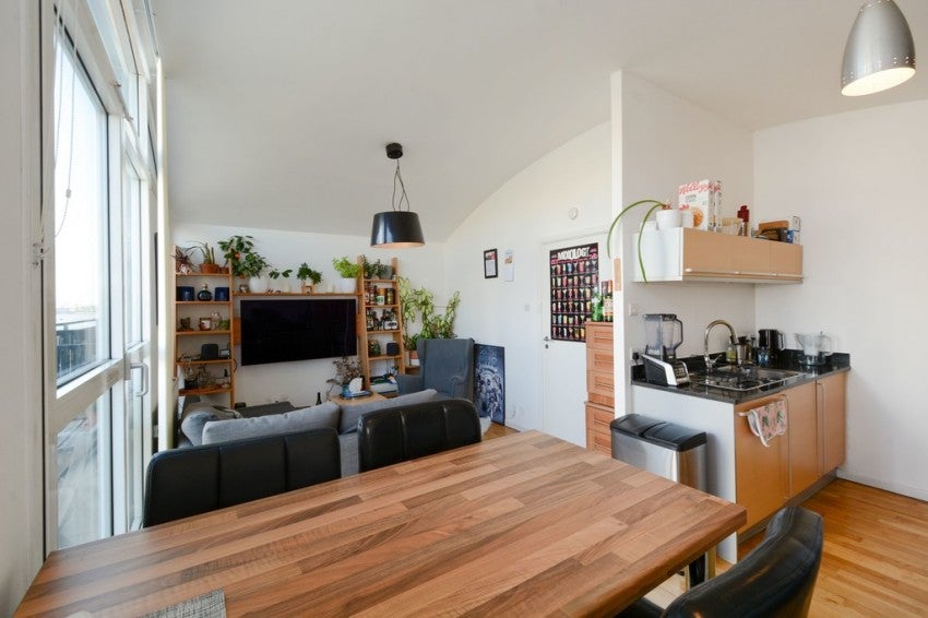 Flat Lawrence Wharf in Greater London