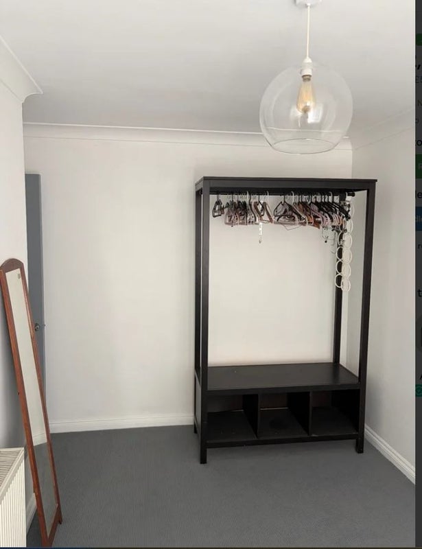 Flat Skelton Close in Greater London