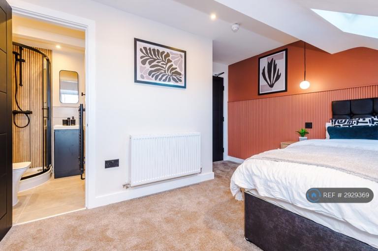 Room Ulster Terrace in Stoke-on-Trent