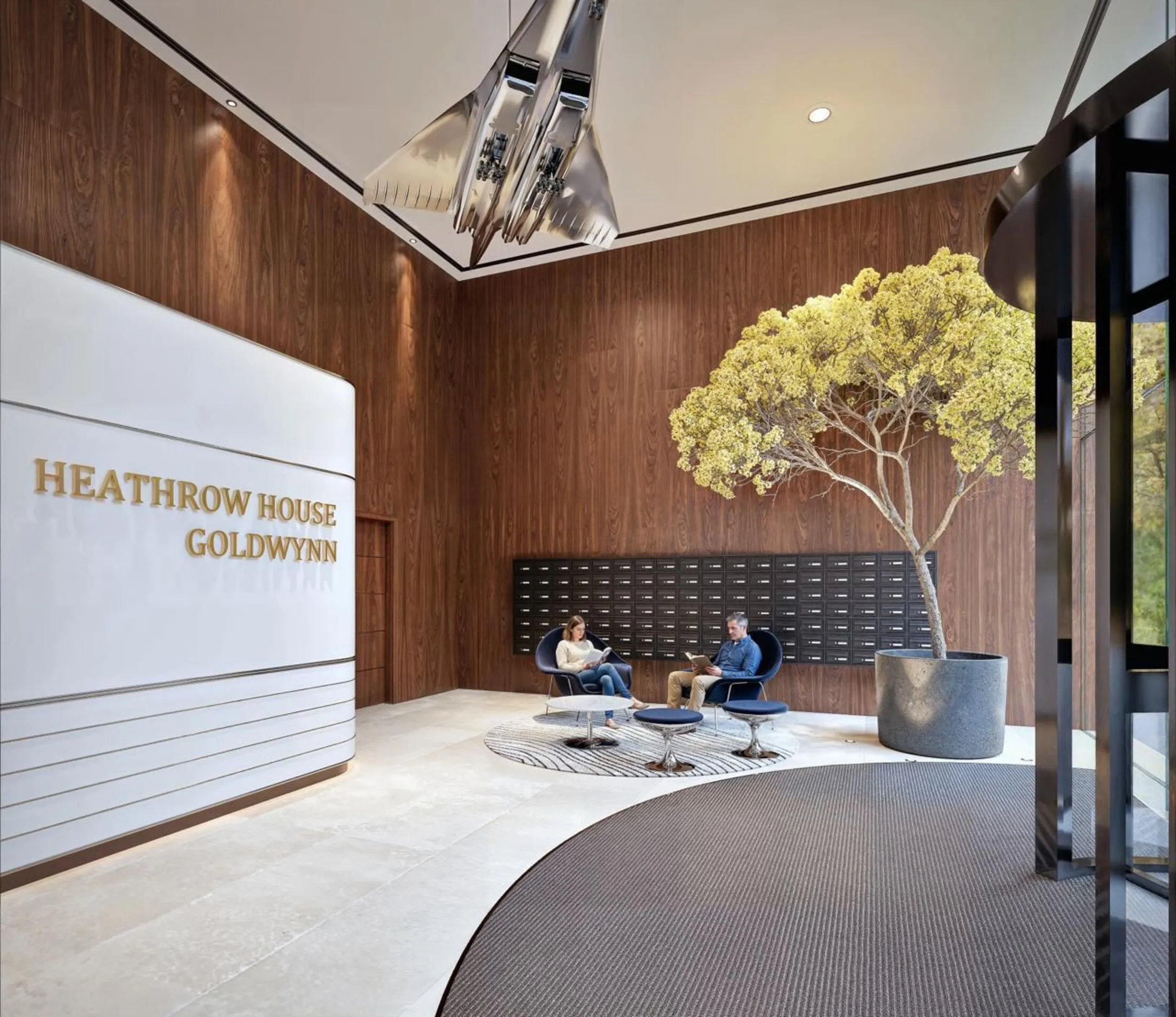 Flat Bath Road in Greater London