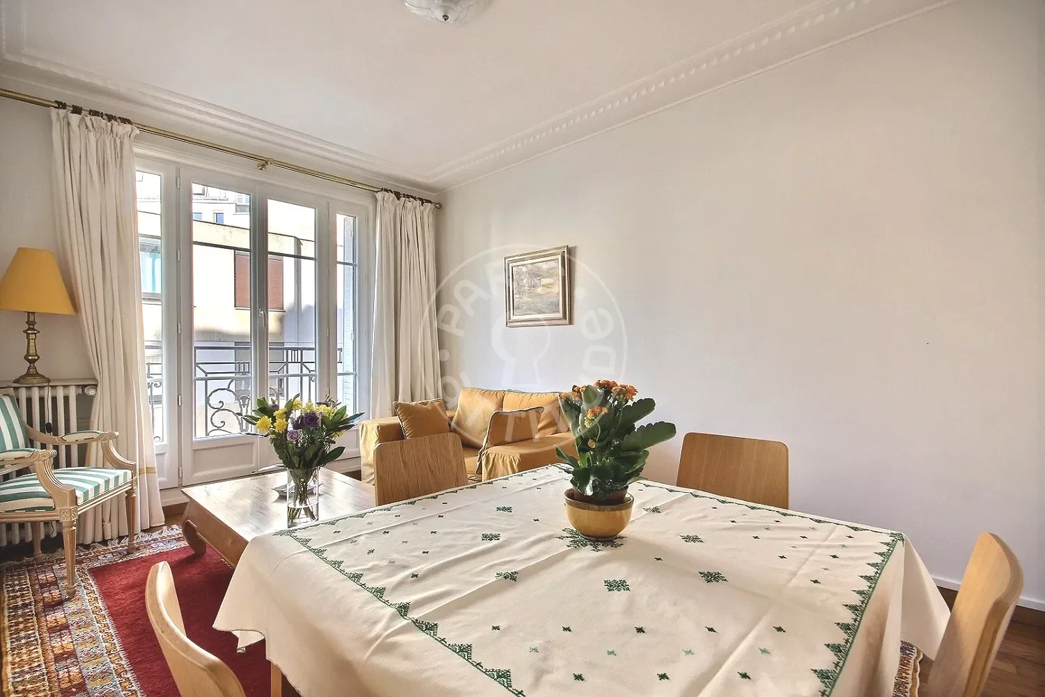 Flat Rue Saint-Hubert in Paris