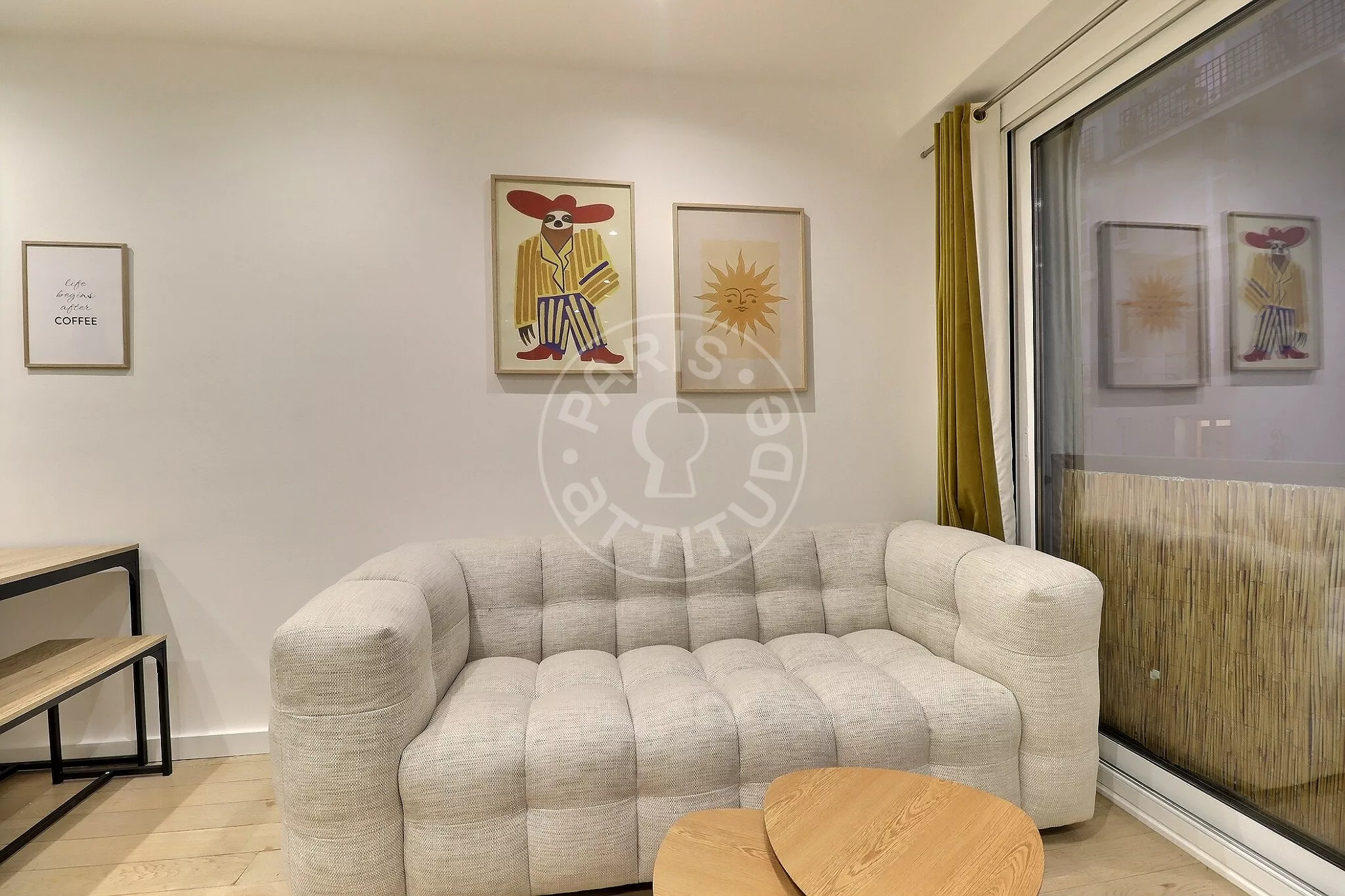 Flat Rue Paul Saunière in Paris