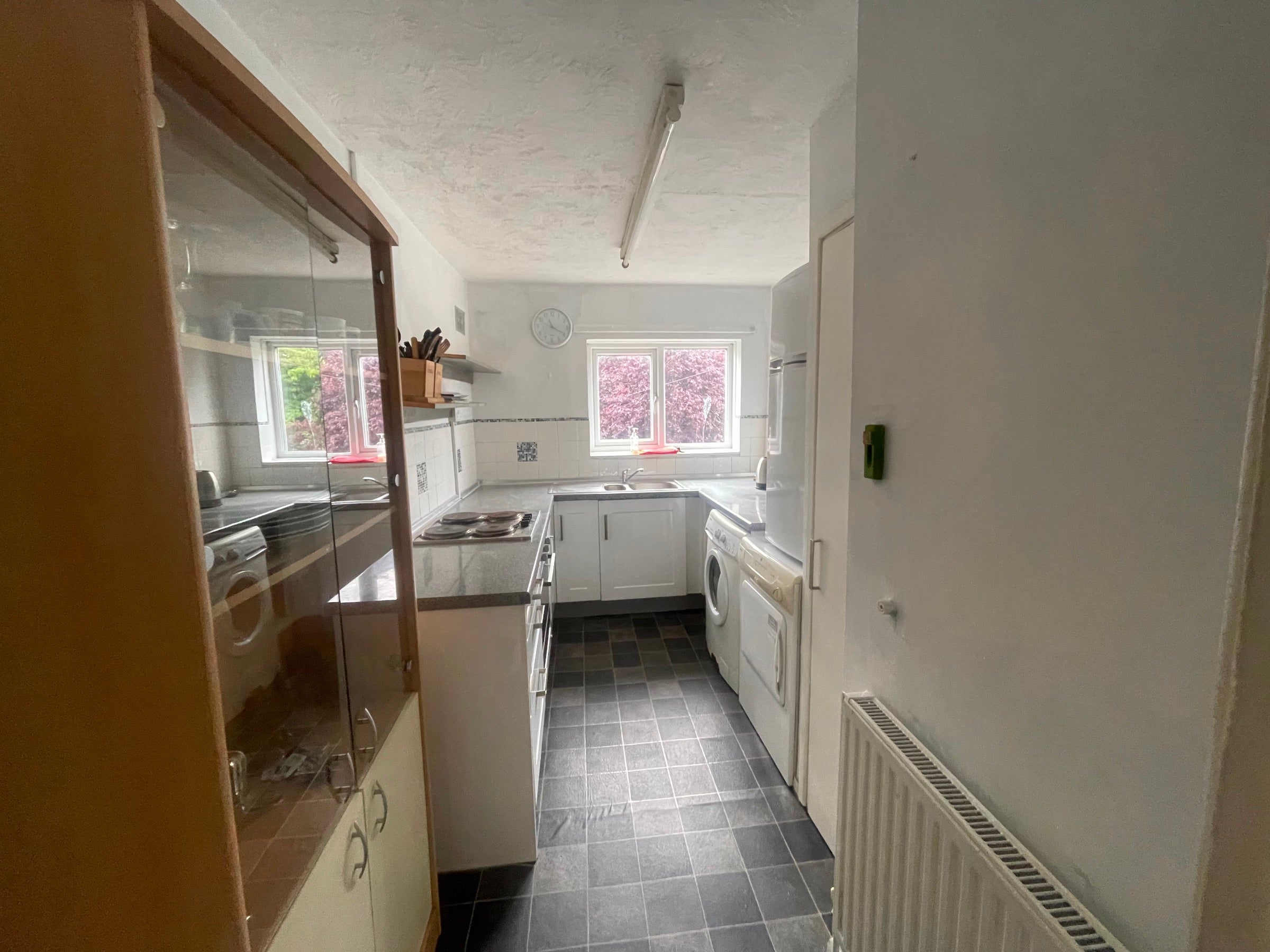 Flat Oak Ridge in Swansea
