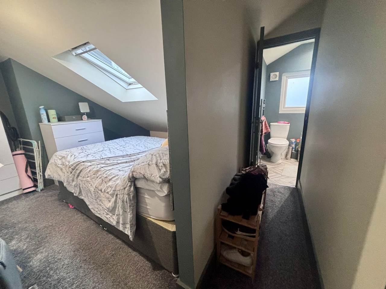 Room Westover Road in Leeds