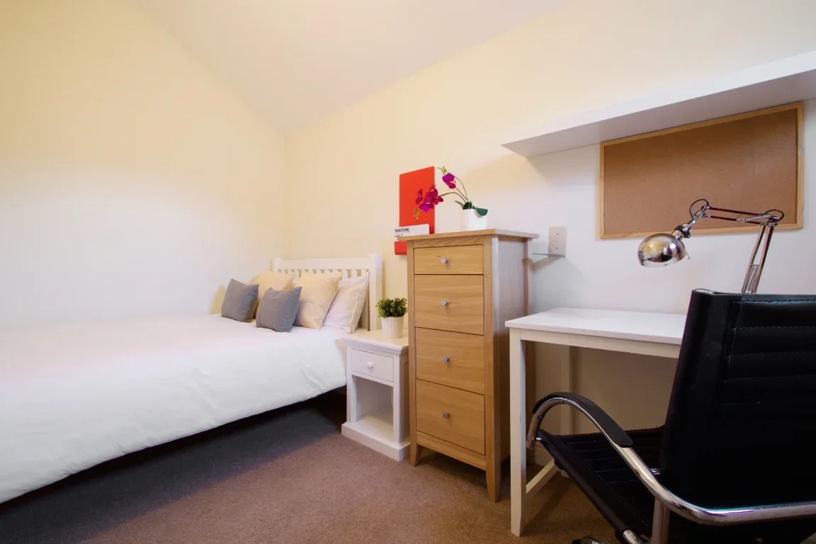 House Forest Grove in Nottingham