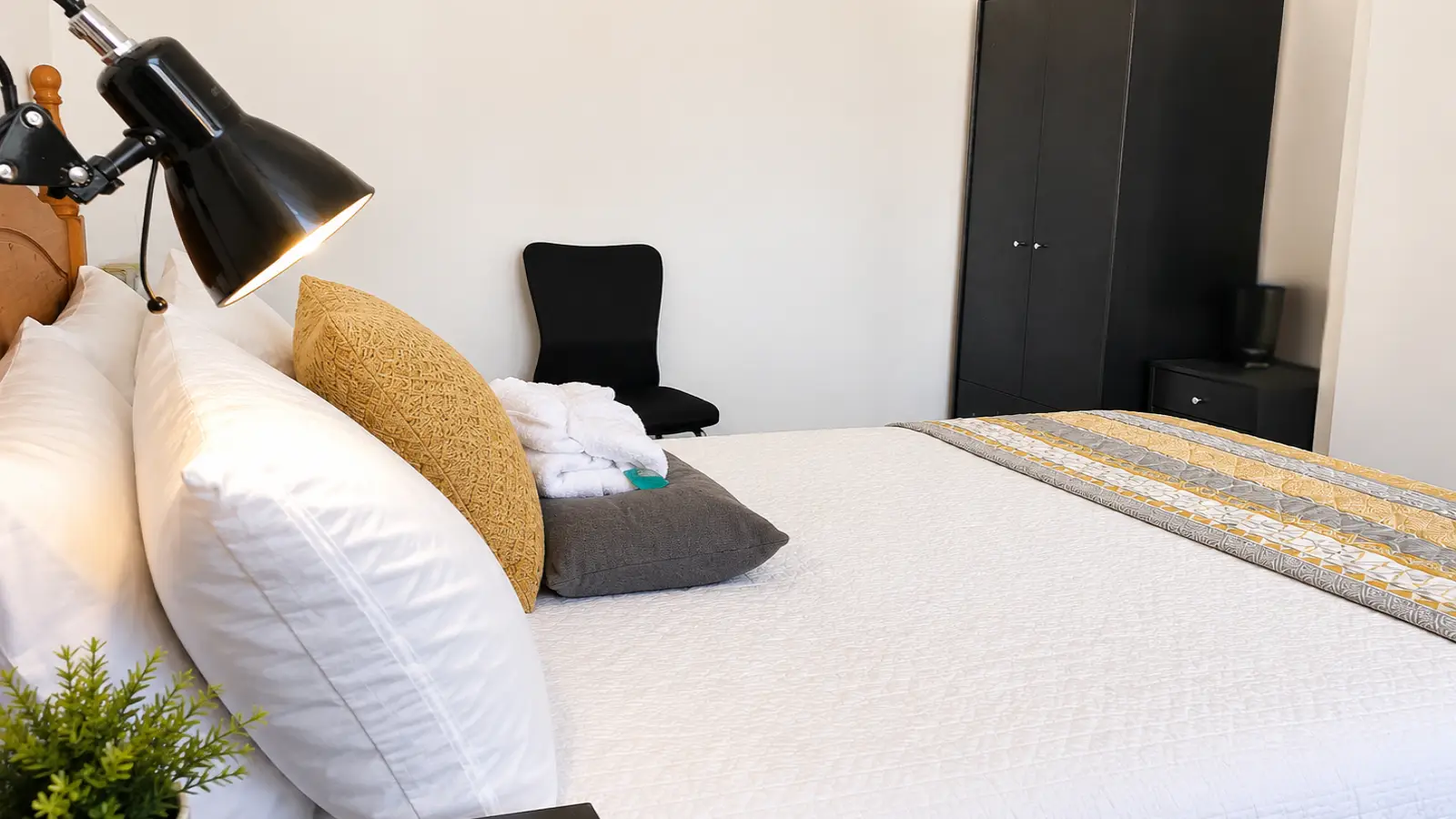 Flat Gabrielle Close in Nottingham