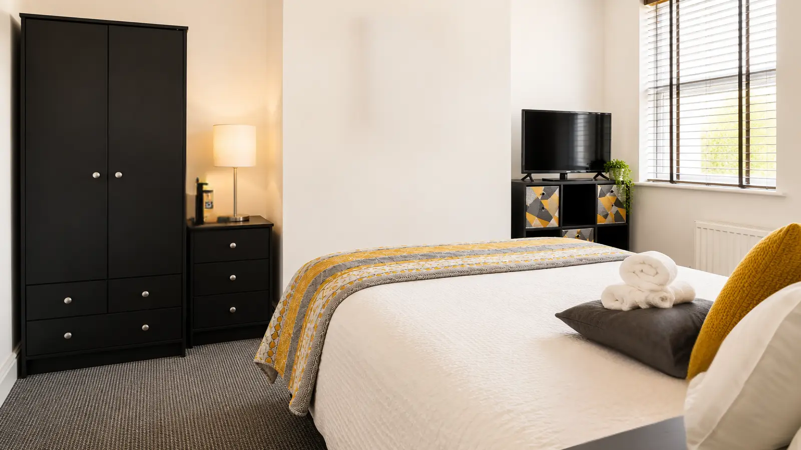 Flat Gabrielle Close in Nottingham