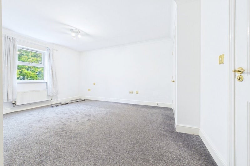 Flat Lillington Road in Royal Leamington Spa