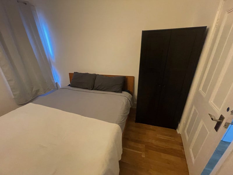 Room Stephendale Road in Greater London
