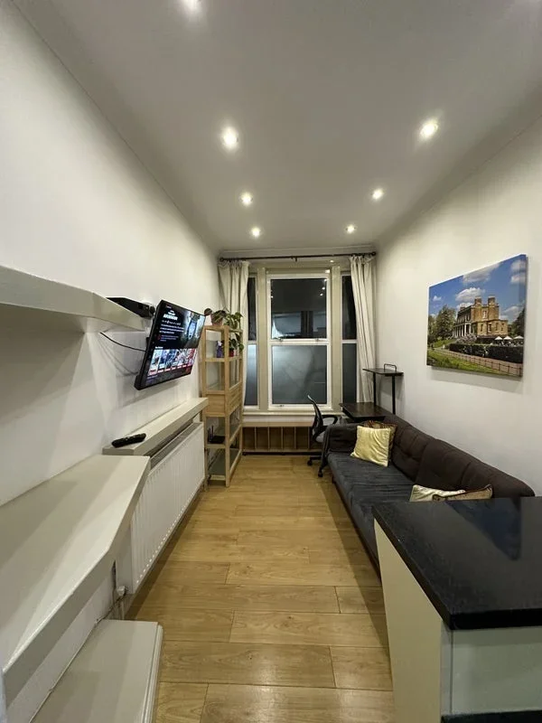 Flat Lordship Road in Greater London