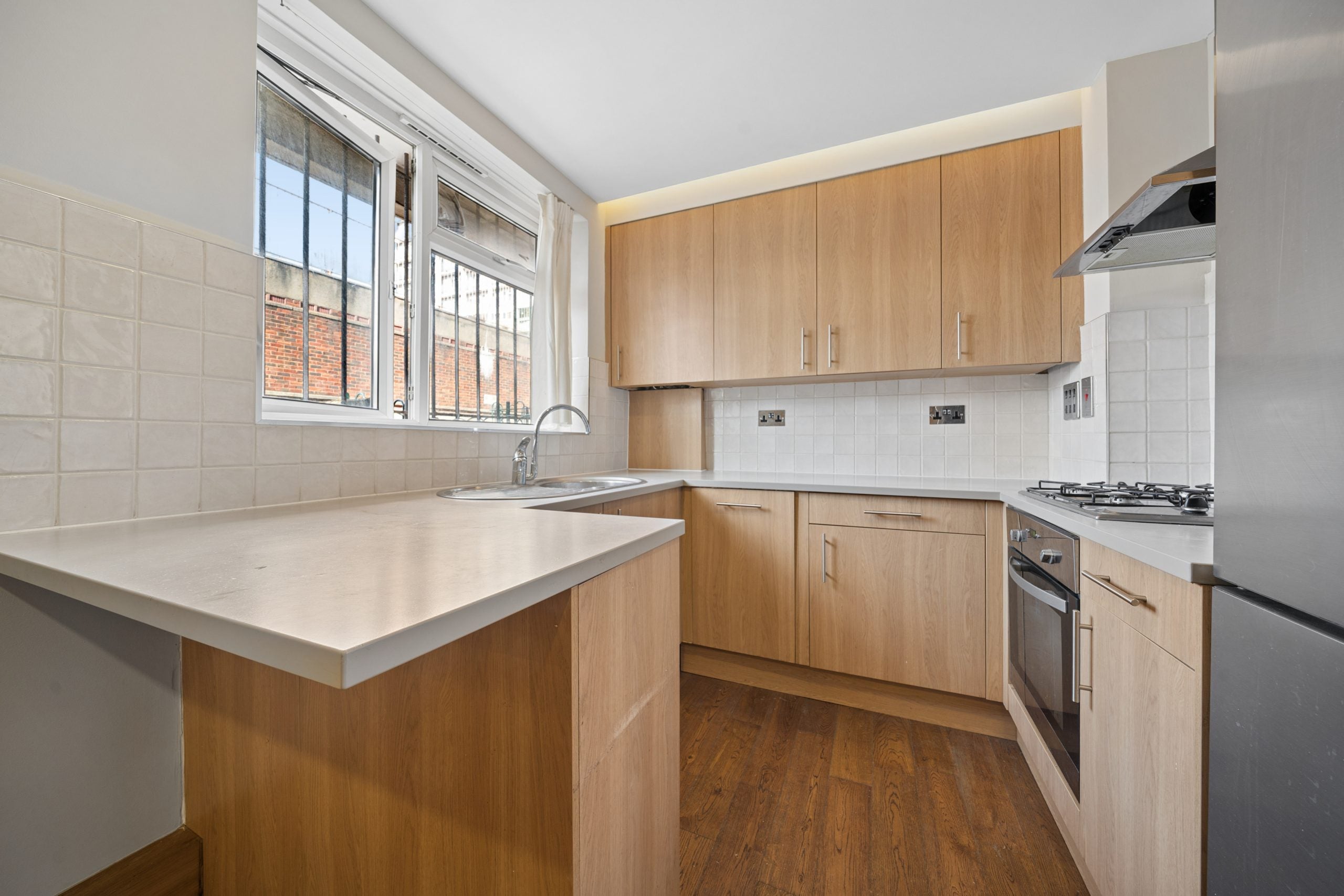 Flat Appleby Street in Greater London