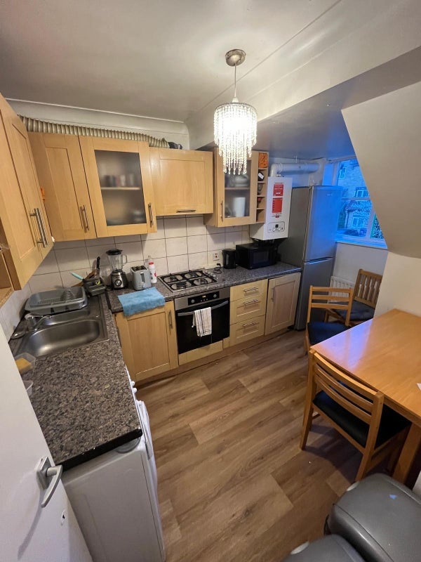 Room Surrey Gardens in Greater London